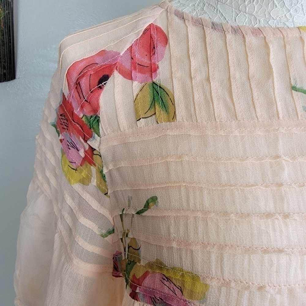 Anthropologie Boho Top One Fine Day Tea Rose Floral Sheer Pleated Pin Tucked S - Picture 4 of 16